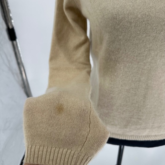 Valerie Stevens 100% Cashmere Beige Knit Crewneck Sweater Chic Neutral Women's M - Picture 3 of 7
